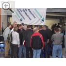 Hausmesse NEIMCKE 2005 in Mühldorf am Inn Montieren von Reifen, ein offensichtlich interessantes Thema fr die Fachbesucher der NEIMCKE Hausmesse 2005.  Hofmann Reifentechnik - PKW-Montiermaschinen