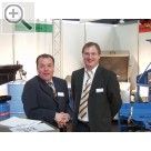 NISSAN Aftersales Forum 2006 Michael Mutz und Michael Woitzik von Rapid Griesheim sind die Spezialisten fr die Luft- und Wasserversorgung sowei die lver- und Entsorgung in einer Werkstatt.  