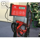 Werkstatt West 2006 ACCTIVA Professional Flash - Ideal fr die sichere Stromversorgung bei Diagnosearbeiten und der Neuprogrammierung von Fahrzeugsoftware.  Fronius Batterieservice-Gerte