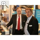 AMITEC 2008 Gnter Kratzer (li.), Leiter Werkstatteinrichtung bei KNOLL und Lohmann von WAECO ber Sinn und Unsinn des Batteriemanagements. Waeco 