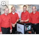 Automechanika 2008 Der Schweimaschinenprofi FAN aus sterreich hat unter der VAS  6525 fr seine PROTON Punktschweimaschine die Freigabe von VOLKSWAGEN erhalten. Franz Mollner, Helmut Wirth, Thomas Voigt und Florian Mller von FAN (v.l.n.r.)  