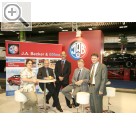 autopromotec 2009 JAB Becker auf der autopromotec 2009 in Bologna. Uwe Henn und Anders Christian Hoppe JAB Becker, Jean DellAmore und Peter Bowers Stertil Koni USA und Sabine Welker JAB Becker (v.r.n.l.) JAB Becker 