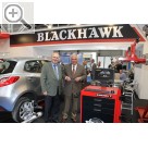 autopromotec 2011 in Bologna Aldo Giacomini (re.), Geschftsfhrer BLACKHAWK und Emilio Cibien, Sales Manager Italia.  