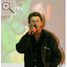 CARAT Leistungsmesse 2011 Auf der CARAT Leistungsmesse 2011 - Im Rahmen des Social Sponsoring untersttzt die CARAT Gruppe die Peter Maffay Stiftung, ber deren Inhalte und Ziele Peter Maffay die Fachpresse und Fachbesucher sehr detailliert informierte.  