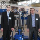 STAHLGRUBER Leistungsschau 2012 München Peter Hoyer Svane (li.) ist neben Uwe Elbert neu im Vertriebsteam von AC Hydraulics.   