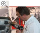 TROST Schau 2012 Smart Repair mit STEINEL. Gerissene und deformierte Kunststoff-Stofnger knnen auch instandgesetzt werden. Steinel 
