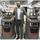 Autopromotec 2017 in Bologna. Mit neuen Klimageräten auf der Autopromotec 2017 - Alessandro Carluccio, Leiter Produktmanagement im Bereich Klimatechnik AA-AS/PRM5-EU.  