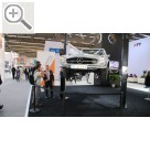 Automechanika Frankfurt 2018 Mit schönem Auto drauf, ist das Interesse an Zweisäulenbühnen fast noch höher. Nubaum 