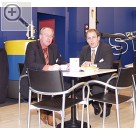 Messeimpressionen von der Automechanika 2004 Teil 3. Karl-Heinz Hardeweg (li.) Geschftsfhrer AUTOP mit seinem Handelspartner Ralf Heinemann aus Kassel.  