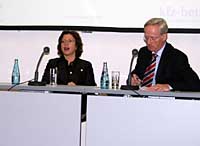 Anita Friedel-Beitz, Chefredakteurin kfz-betrieb und Heinrich Frost, Forstmarketing
