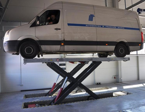 Scherenhebebühne feuerverzinkt, mit 4,2 t Tragkraft