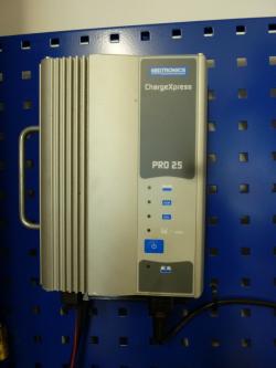 Batterieladeger&auml;t CX PRO 25